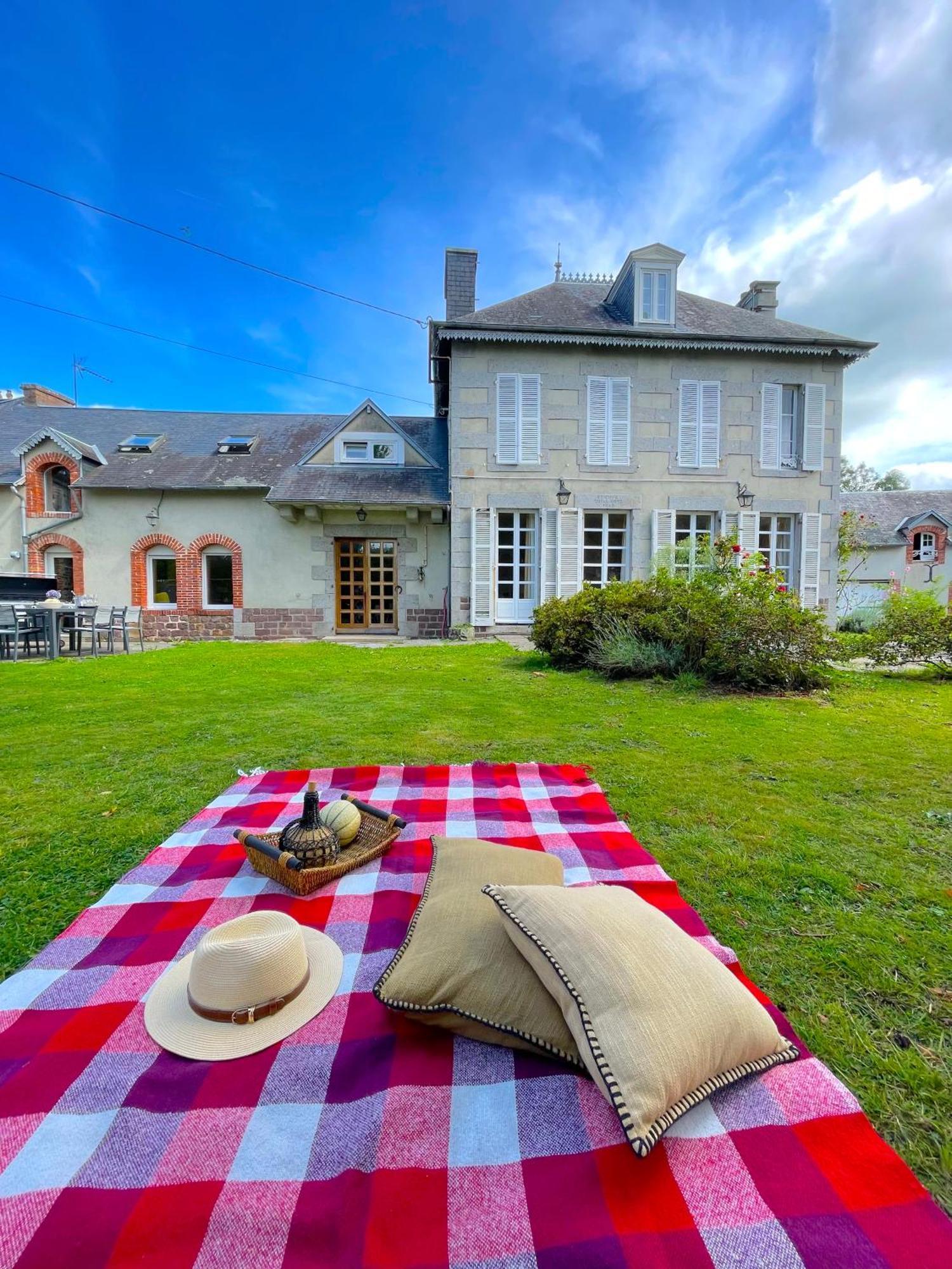 La Maison Gavraise Gavray-sur-Sienne Exterior photo